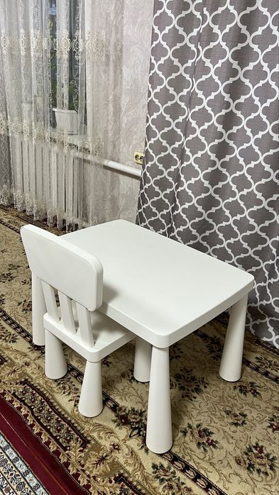 Продам стол и стул от Икеа