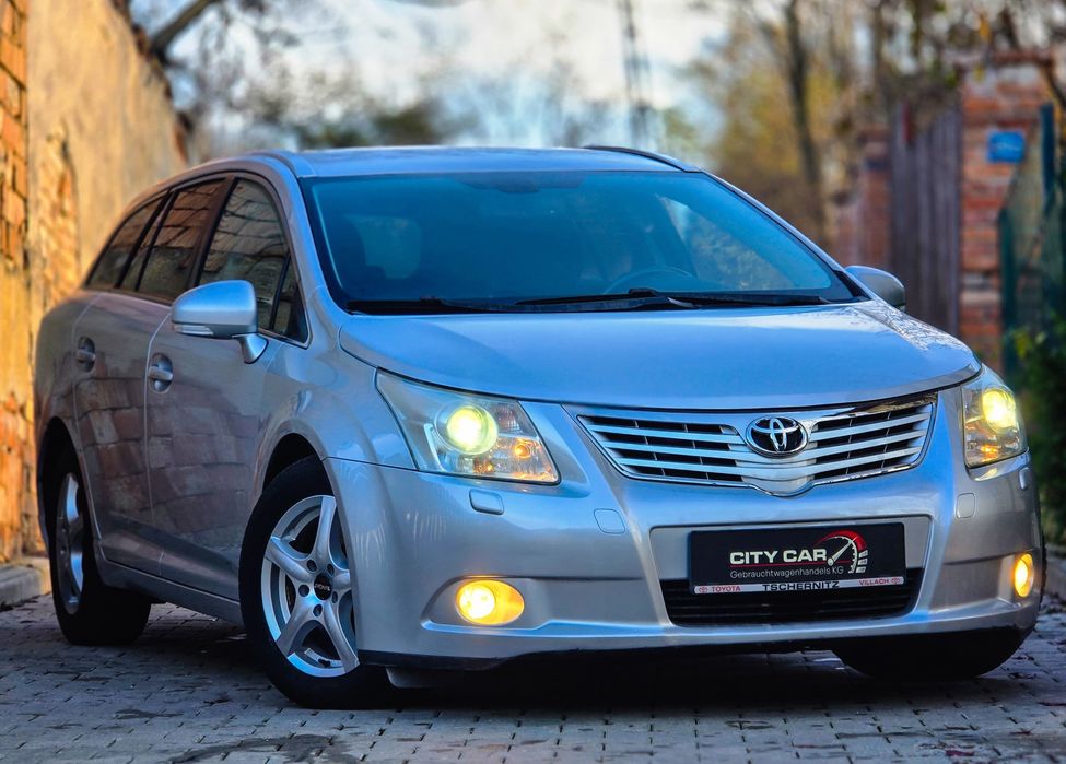 Toyota Avensis 2009 2,0 diesel 126cp Euro5 distributie pe lant