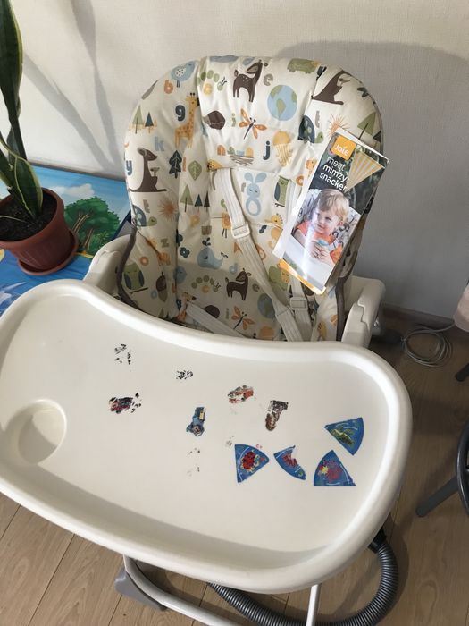 Стул для кормления Joie Mimzy Snacker Alphabet