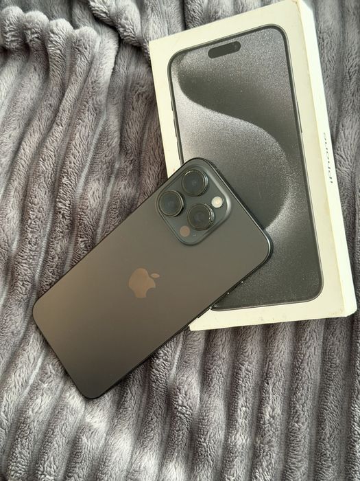 Продам iPhone 15 Pro Max