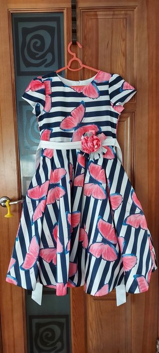 Бальное платье. На рост 146.