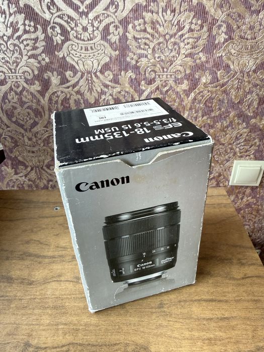 Обьектив Canon 18-135mm