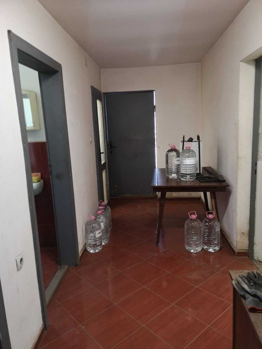 Продава се Промишлена сграда в с. Скалица, Област Ямбол - 750 кв.м за 276 €/кв.м - Снимка #7