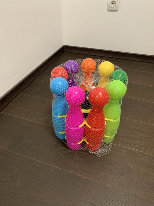 Лот играчки и други нещица