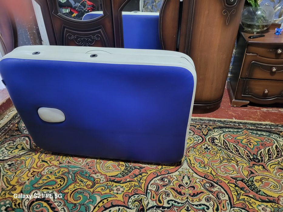 Продам кушетку чемодан