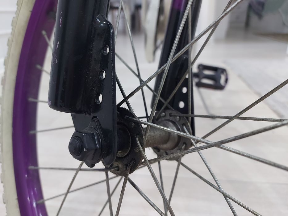 Продается фирменный детский велосипед