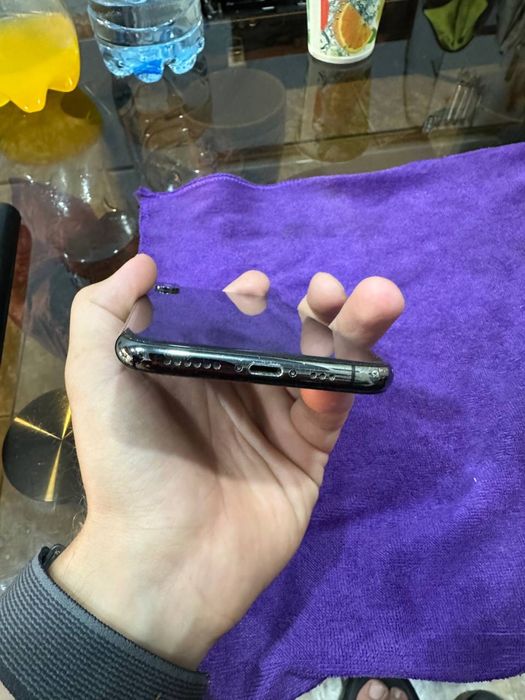 iphone xs srochna sotilad holati norm 64tali kelishtirib beraman