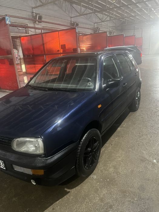 Продам Фольксваген Гольф 3.