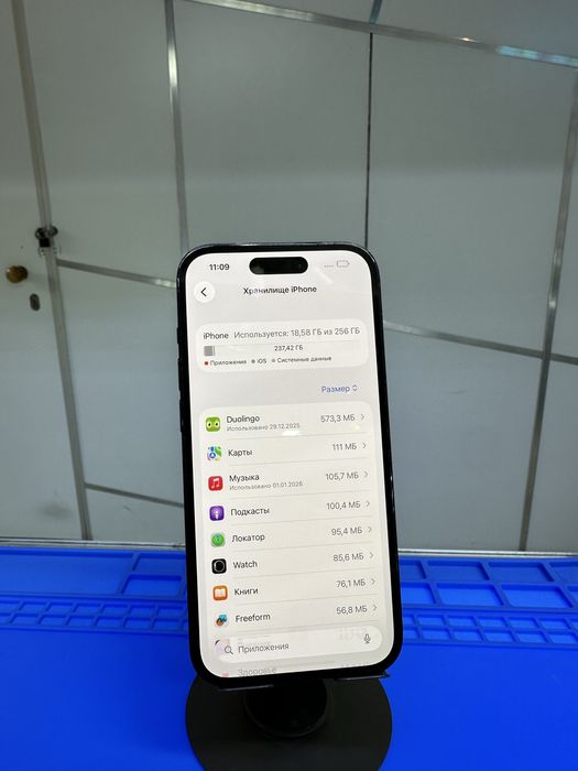 Продаю Айфон 14 Pro