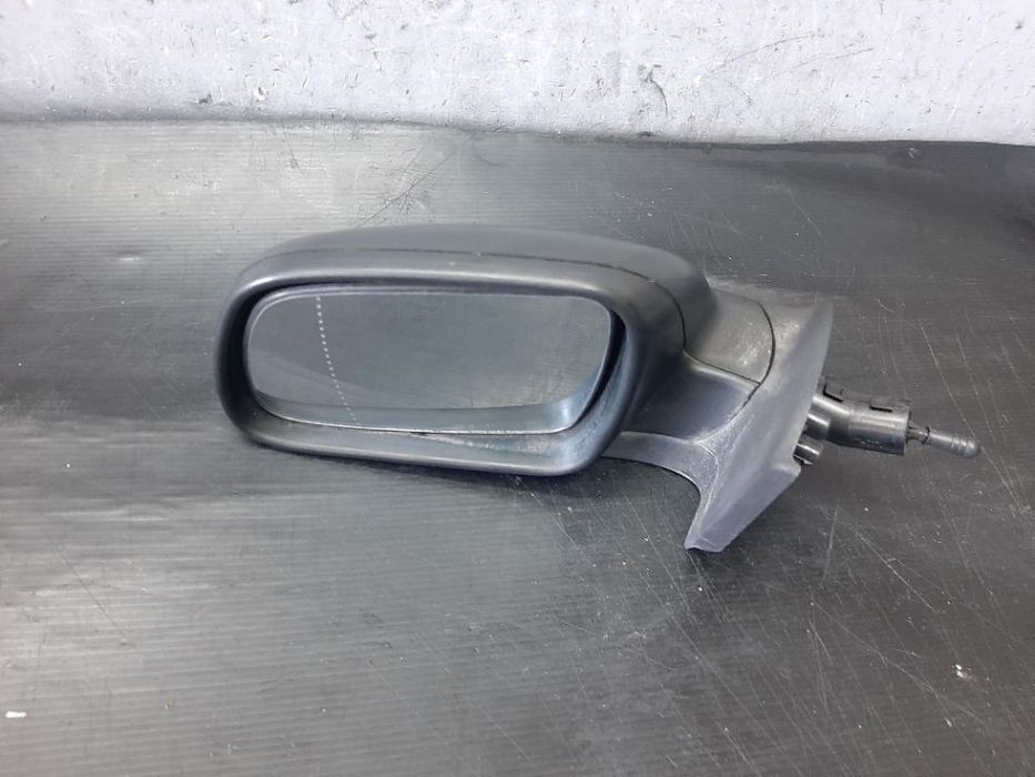 Oglinda manuala stanga peugeot 307 cc 3b e11015821