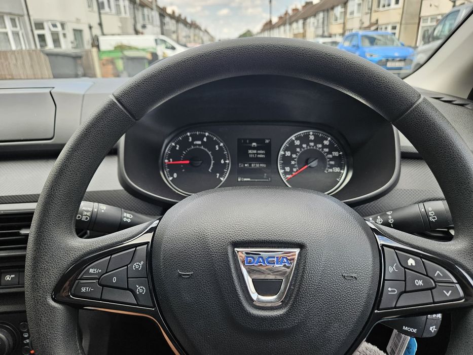dacia sandero 2022 1.0 sce