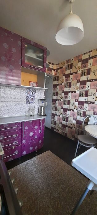 Продам 2х комнатную. ЦентР.