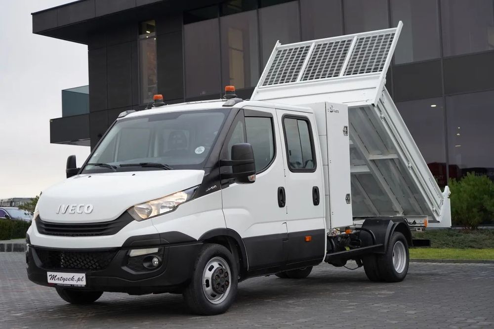 Iveco DAILY 35-140 / BASCULATOR / CU TRACȚIE MÂNĂ / DOUĂ TRACȚII / MANUAL / 6 LOCURI /