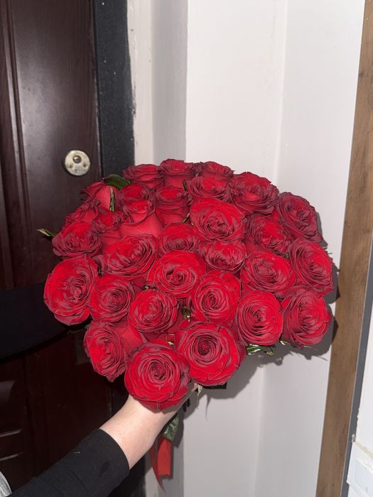 Продаю букет роз 30 шт