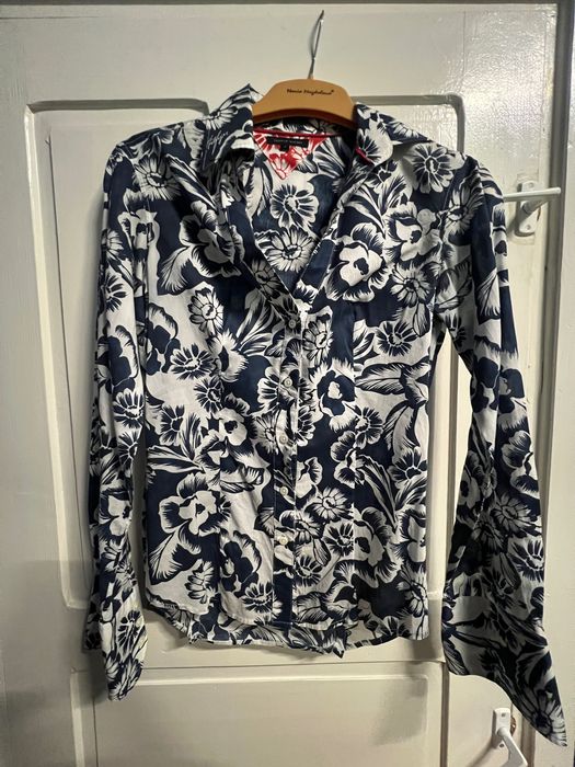 Vând Cămașă Originală Tommy Hilfiger cu Model Floral XS