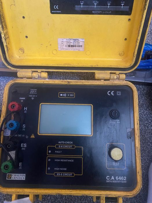 Chauvin Arnoux C.A 6462 Tester pentru priza de pamant 0...2000 Ohmi