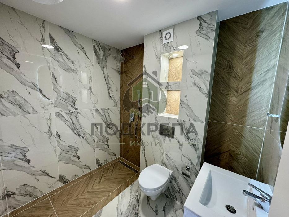 Продава се Двустаен апартамент в Пловдив, Кючук Париж - 75 кв.м за 990 €/кв.м - Снимка #7