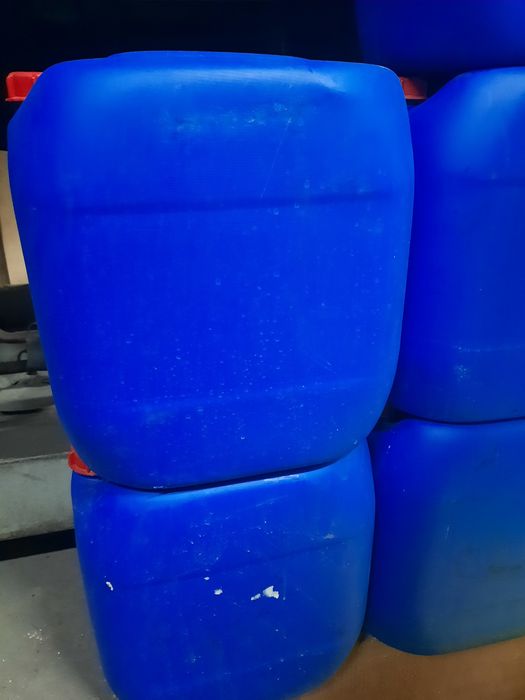 Канистры пластиковые толстостенные