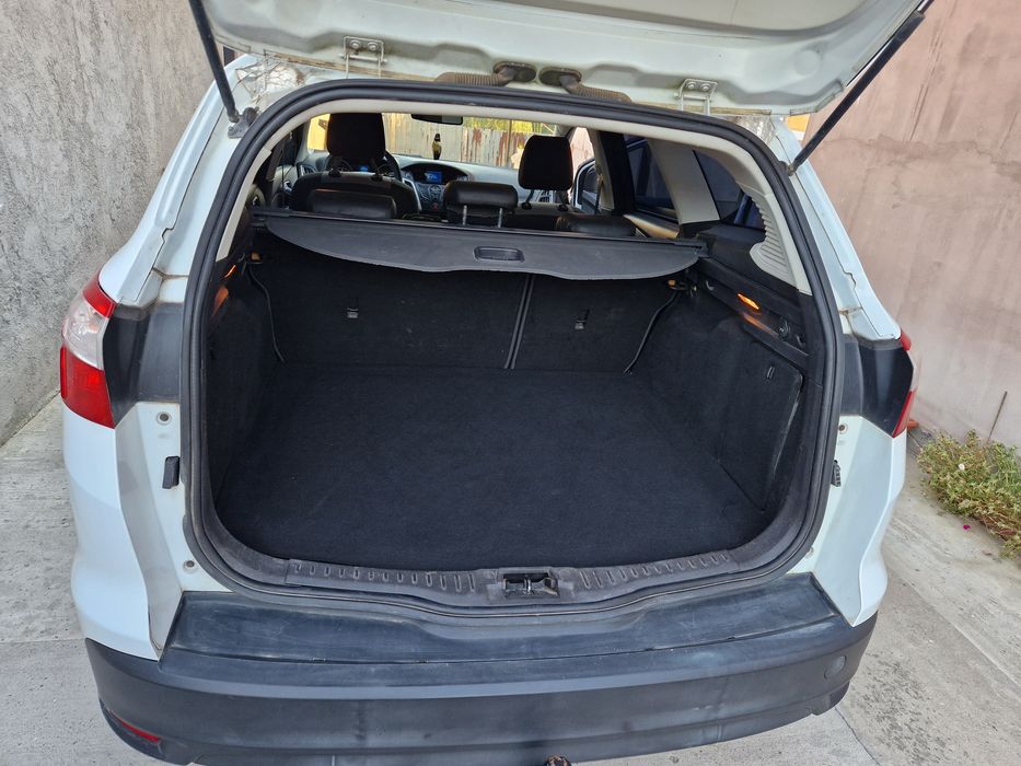 FORD Focus 2012 — imagine 4