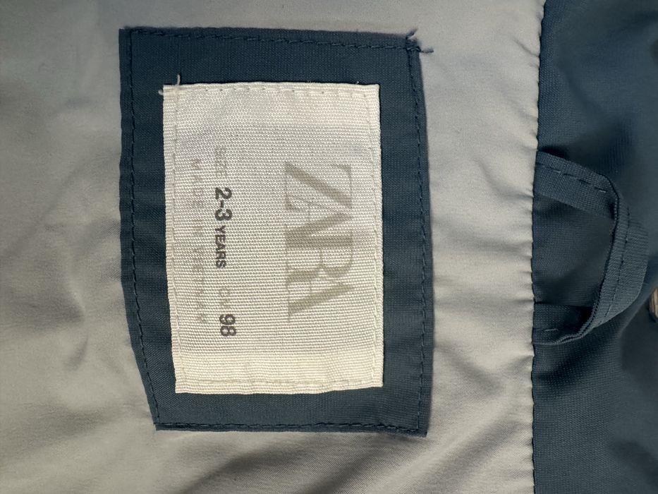 Продам жилетку на мальчика Zara