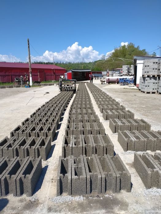 Sc produce si vinde boltari zidarie si fundatie, transport gratuit