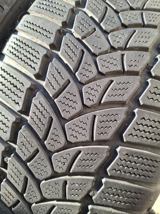 2 Anvelope de iarnă 205 55 r16  Firestone