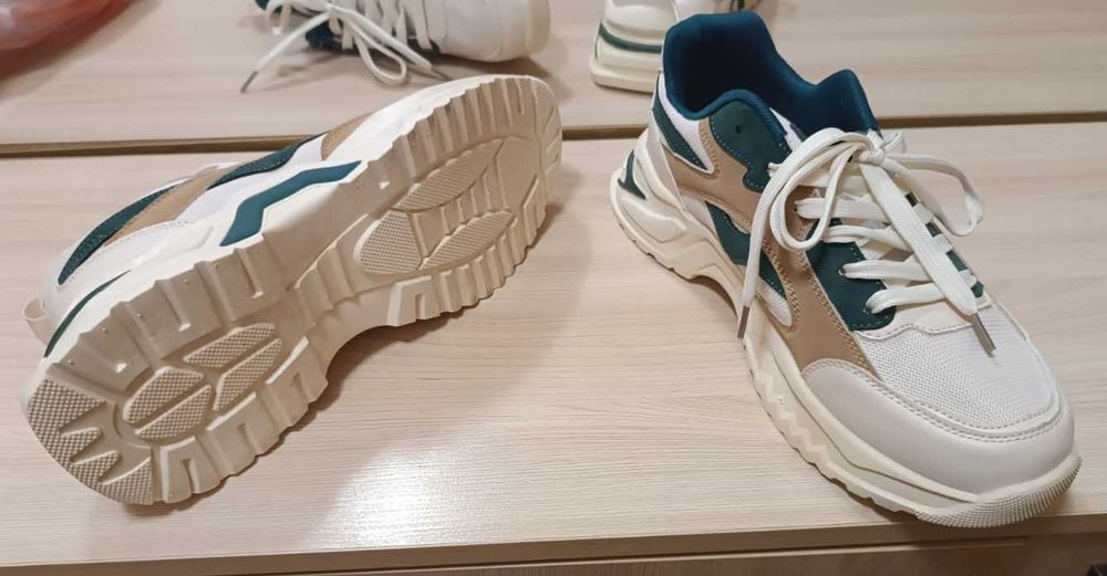 Продам кроссовки, 45-46 размер