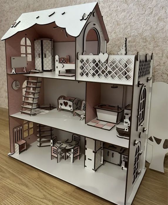 Кукольный домик для девочки