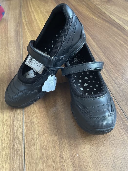 Кожаные туфли новые