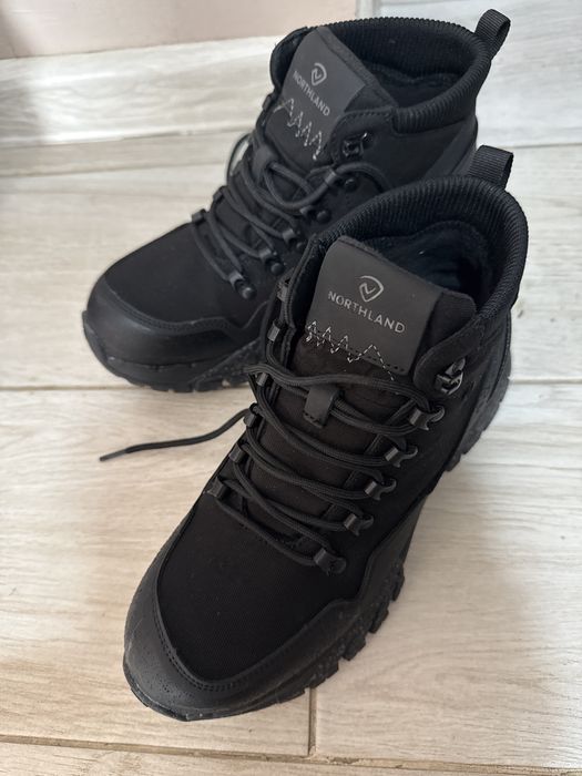 Батенке бір рет ғана киілген жаңа