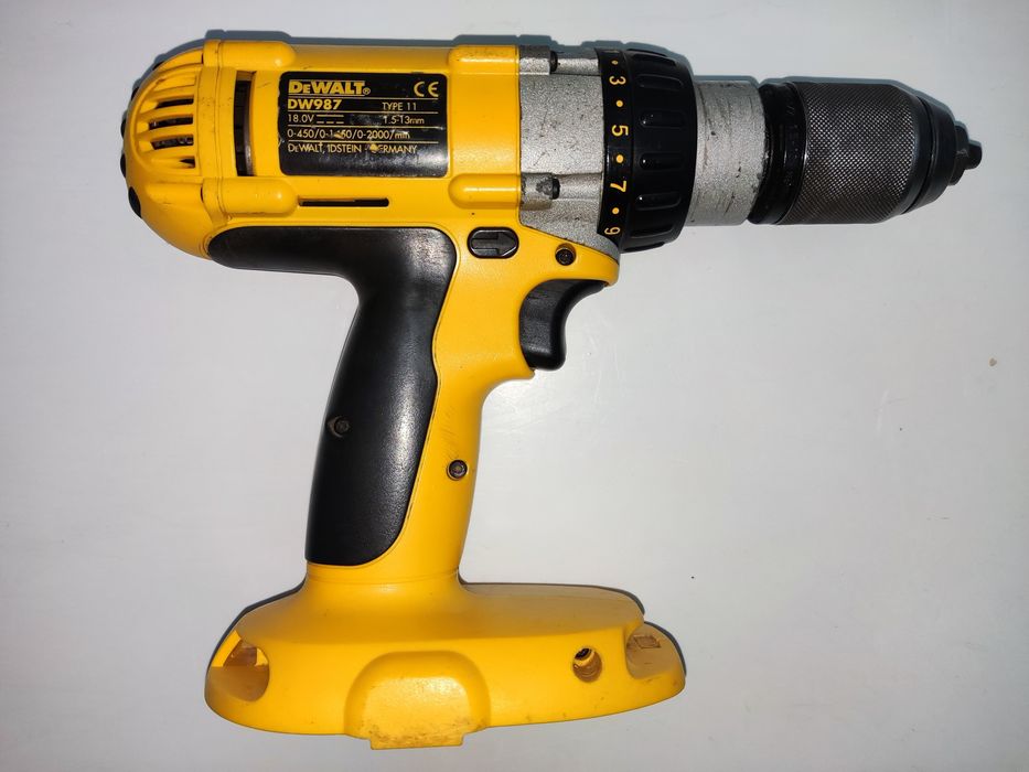 Шуруповерты DeWalt DCD950 DW987