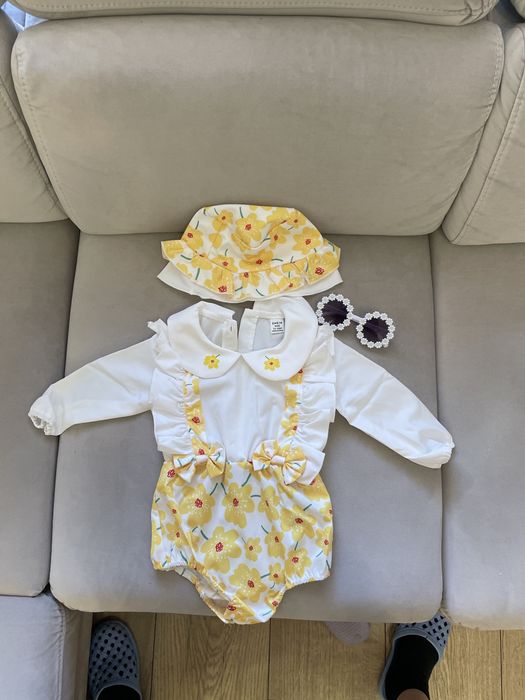 Комплект боди с шапка и очила,подходащо за фотосесия