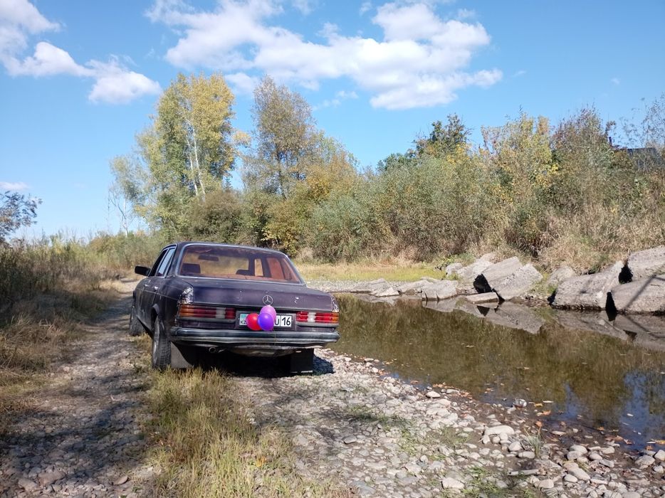 Продам мерседес 123