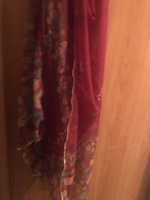 Esarfa eleganta, model floral