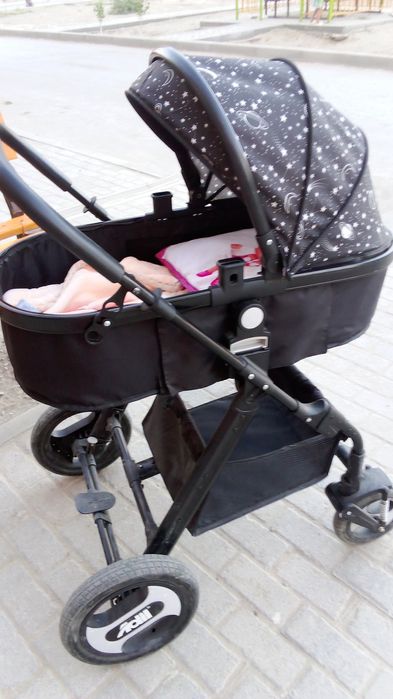 КОЛЯСКА  для девочек и для мальчиков