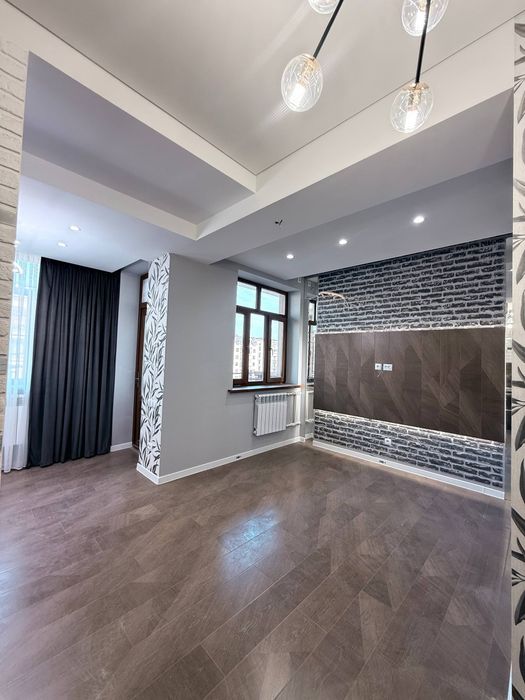 Своя.Срочно продаю.Алмазар ЖК Баурум 4/6/7