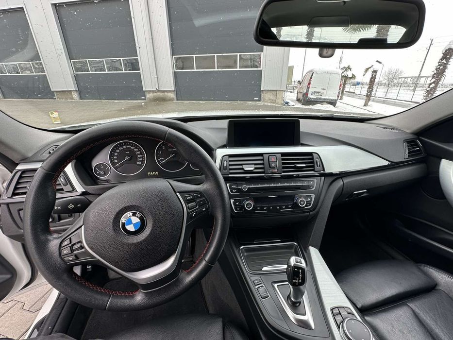 BMW F30 320I Топ състояние, регистриран
