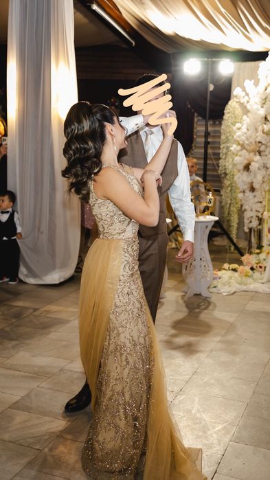 Бална рокля S/M – златисто-бежова, продажба и под наем