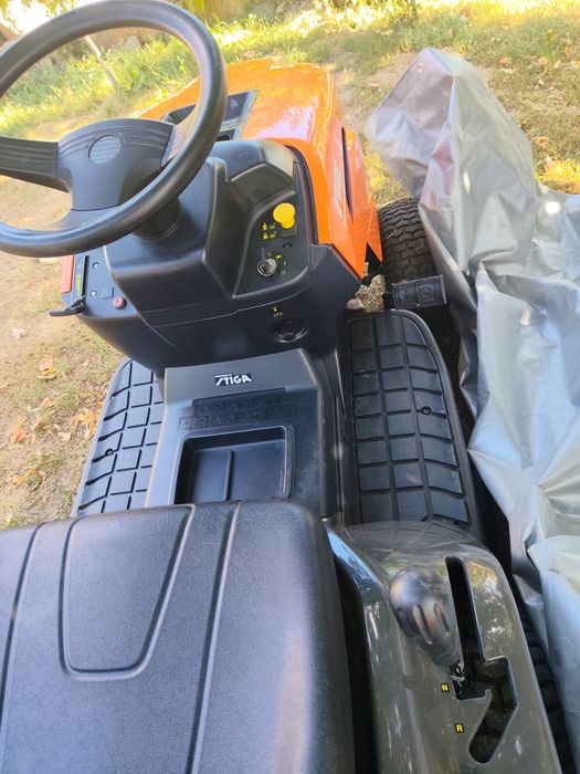 Vând tractoraș de tuns iarba O'MAC Professionale