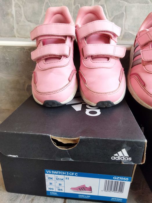 Маратонки адидас 29-15 лв и 31-20 лв