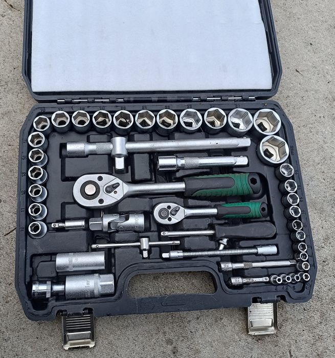 Продам набор инструментов