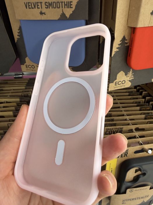 iPhone 16 Pro,iPhone 16 Pro Max матиран силикон с MAGSAFE