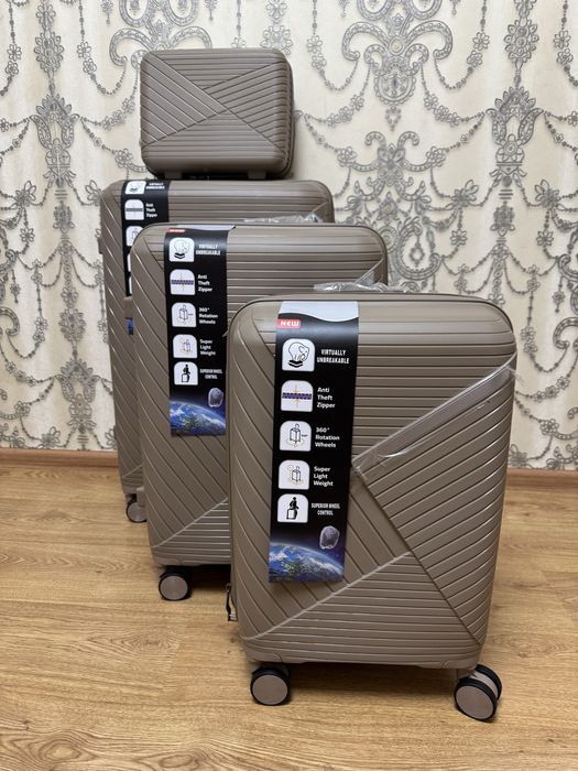 Чемодан  противоударный