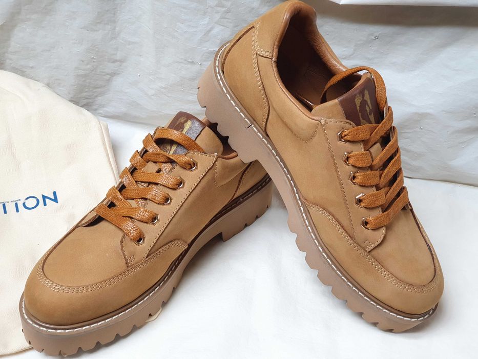 Pantofi Louis Vuitton. x NBA - model deosebit piele