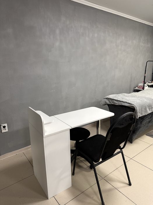 Сдается место мастера маникюра район Центр