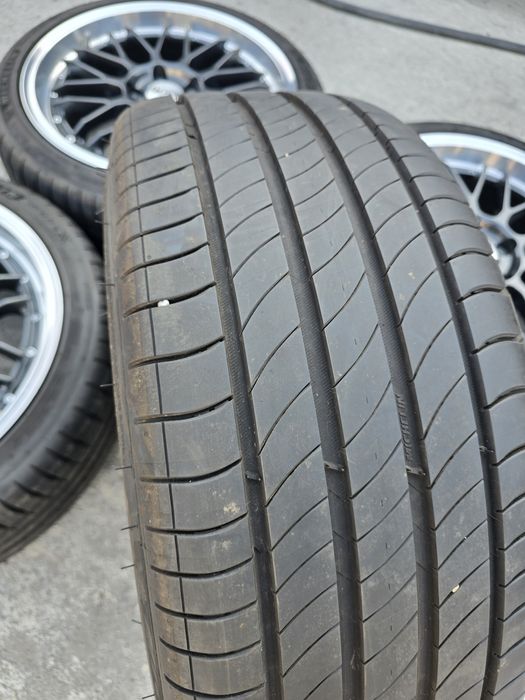 1 Брой Гума 225/40/18 Michelin Primacy 4 6,8mm 23dot