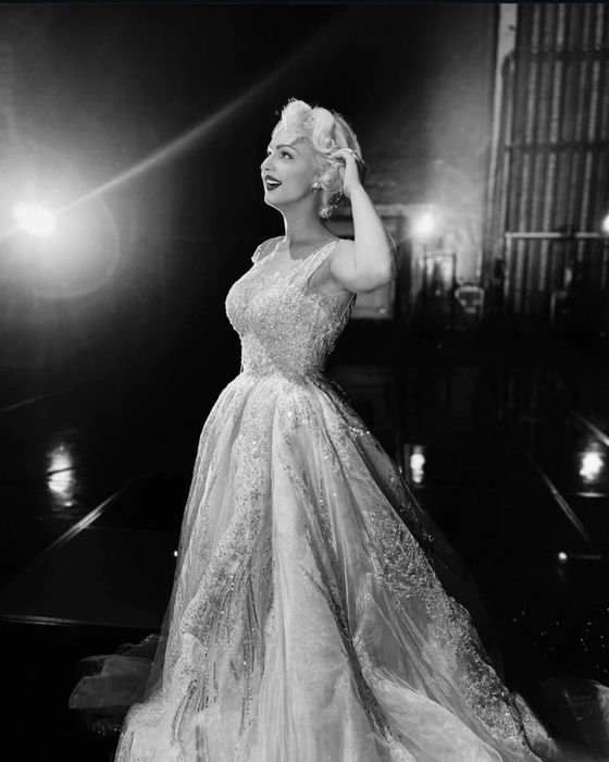 Rochie de mireasă Milla Nova cu trena spectaculoasă