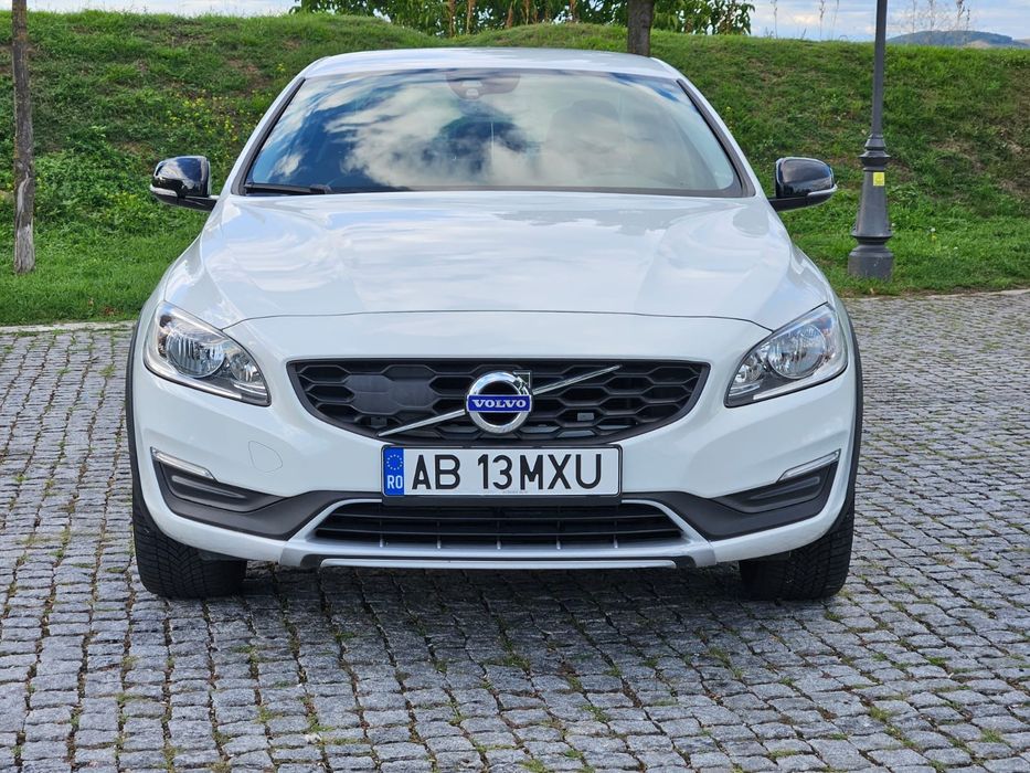 VOLVO S60 CROSS COUNTRY AN 2017  motor 2.0 diesel  AUTOMAT 8 TREPTE