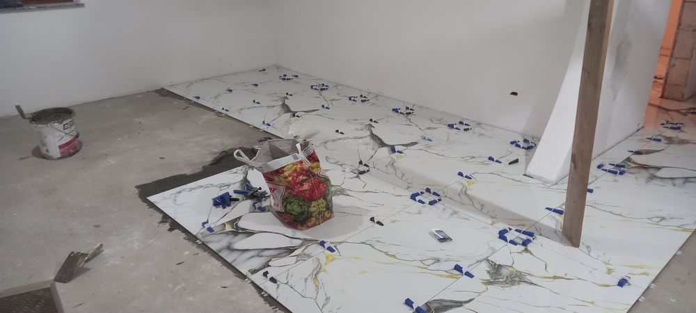 Lucrari Amenajări interioare exterioare