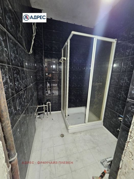 Продава се Тристаен апартамент в Плевен, Мара Денчева - 119 кв.м за 925 €/кв.м - Снимка #6